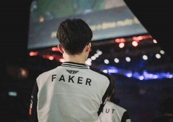 球员将以低 球员将以低